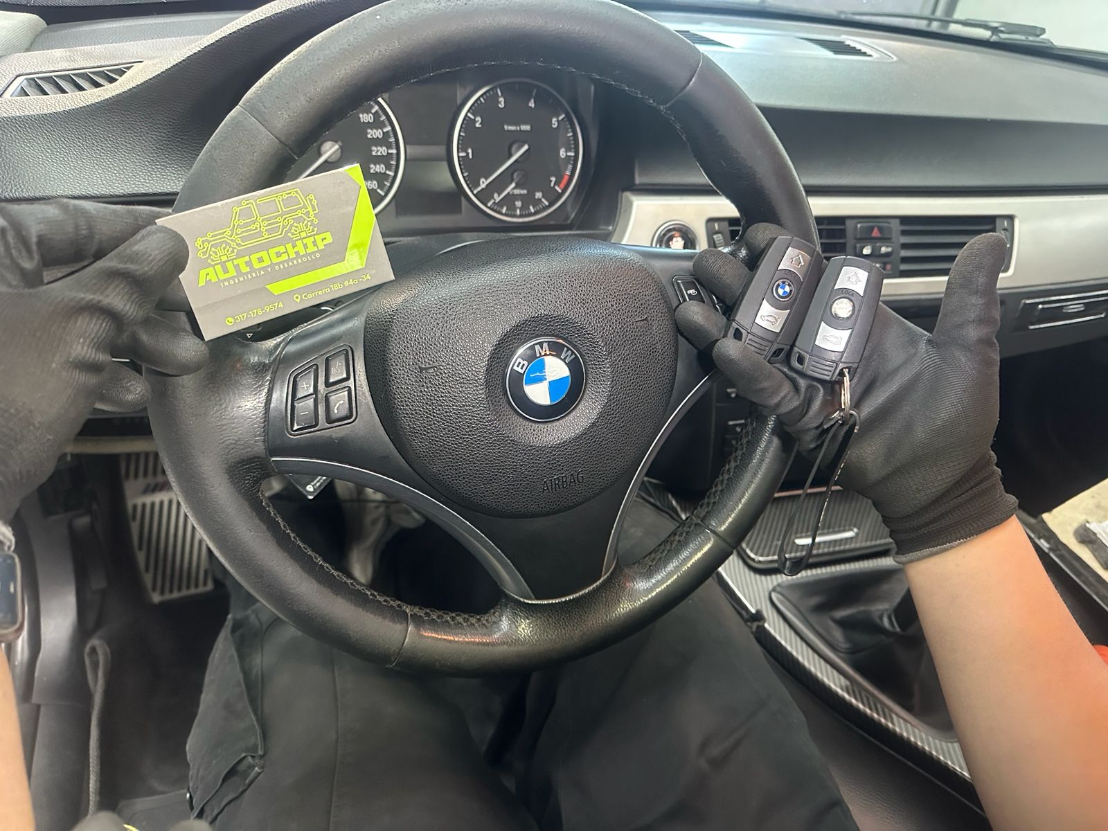 BMW - Proceso de clonación de llave - AUTOCHIP Bogotá