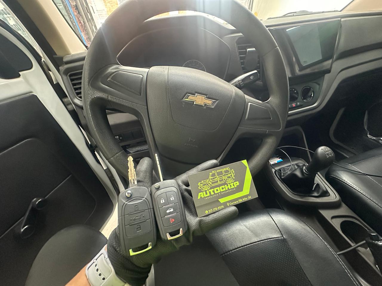 Chevrolet N400 - Proceso de copia de llave - AUTOCHIP Bogotá